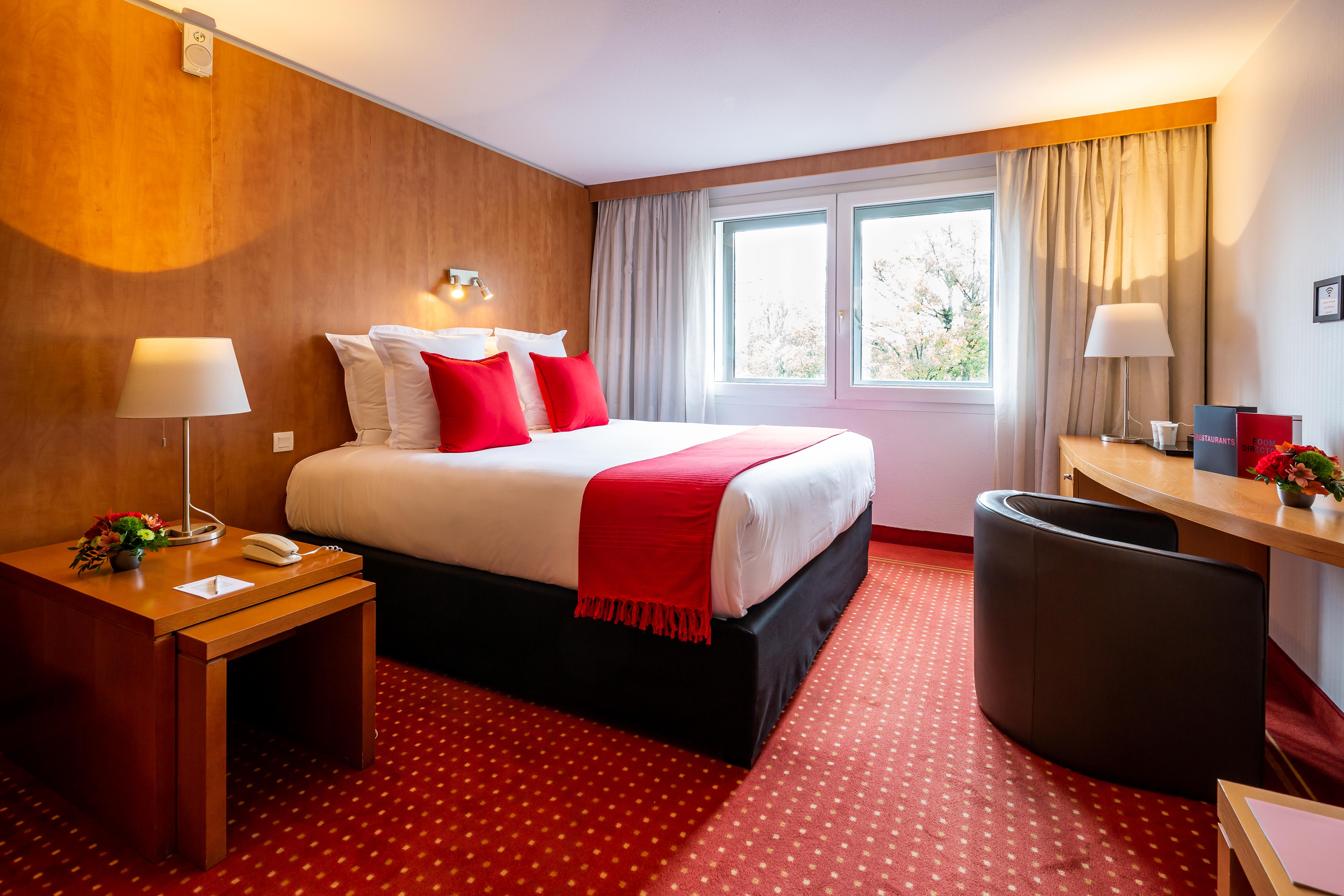 Le M & Spa Bordeaux Aeroport By Hotels & Preference Merignac  Exterior photo