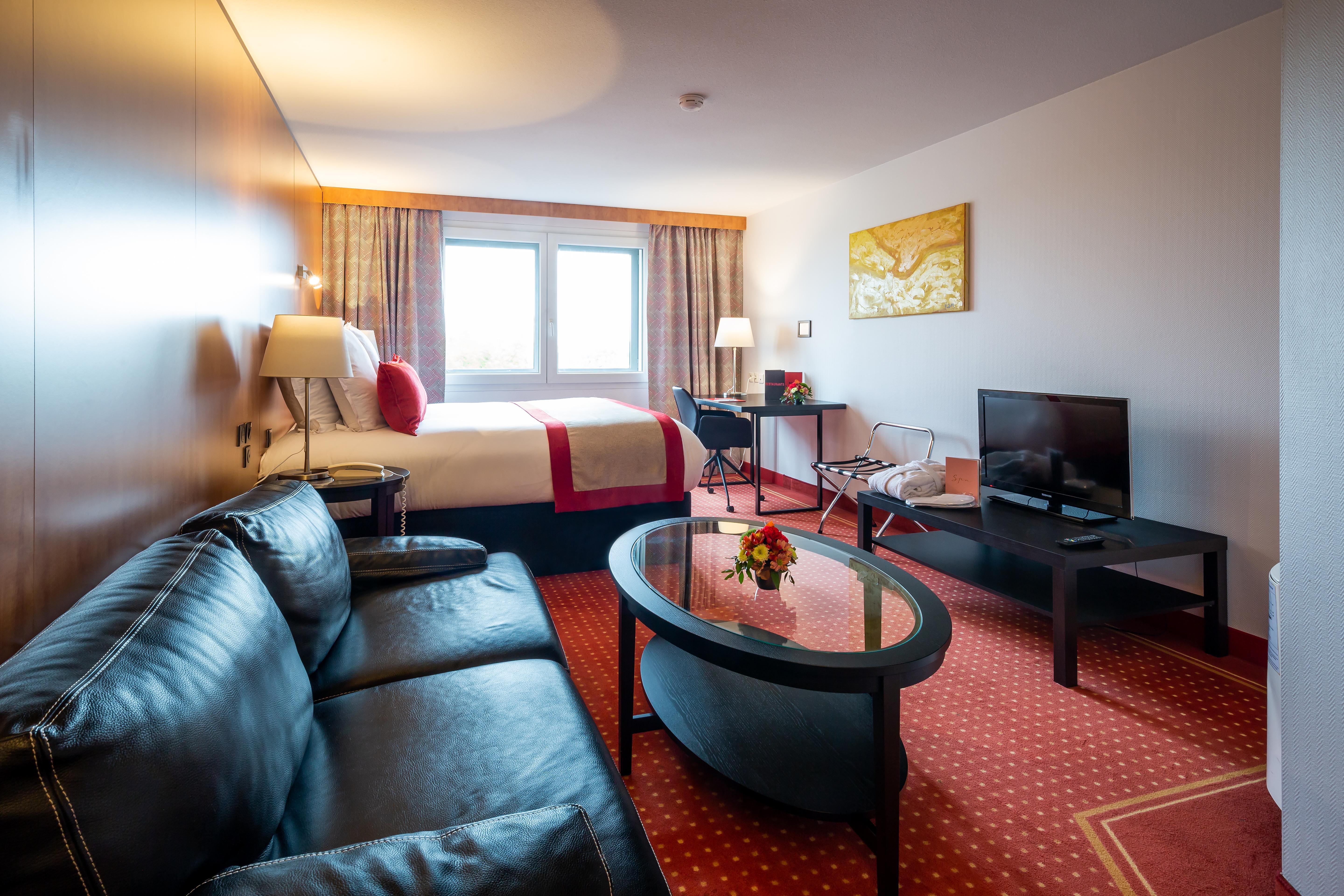Le M & Spa Bordeaux Aeroport By Hotels & Preference Merignac  Exterior photo