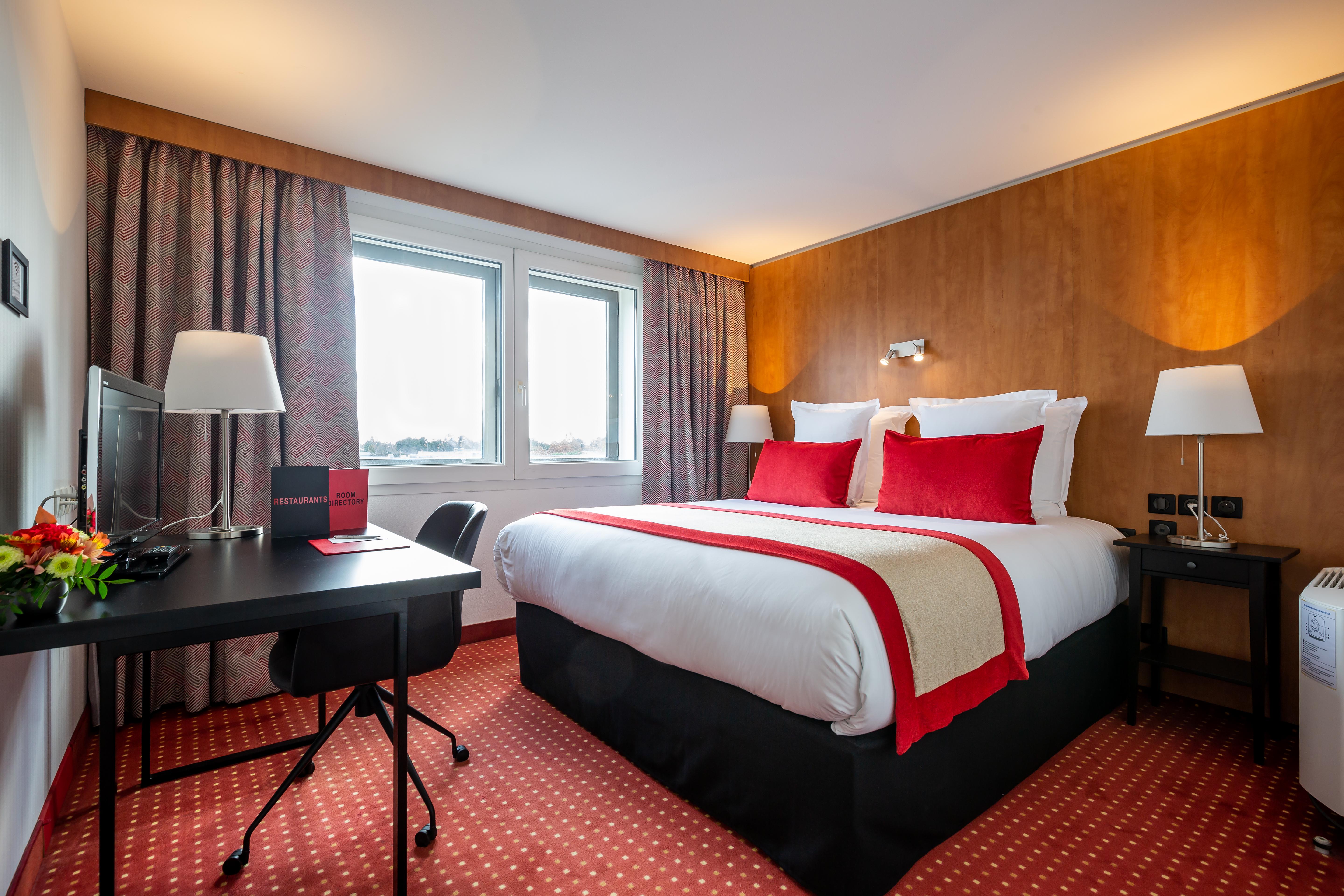 Le M & Spa Bordeaux Aeroport By Hotels & Preference Merignac  Exterior photo
