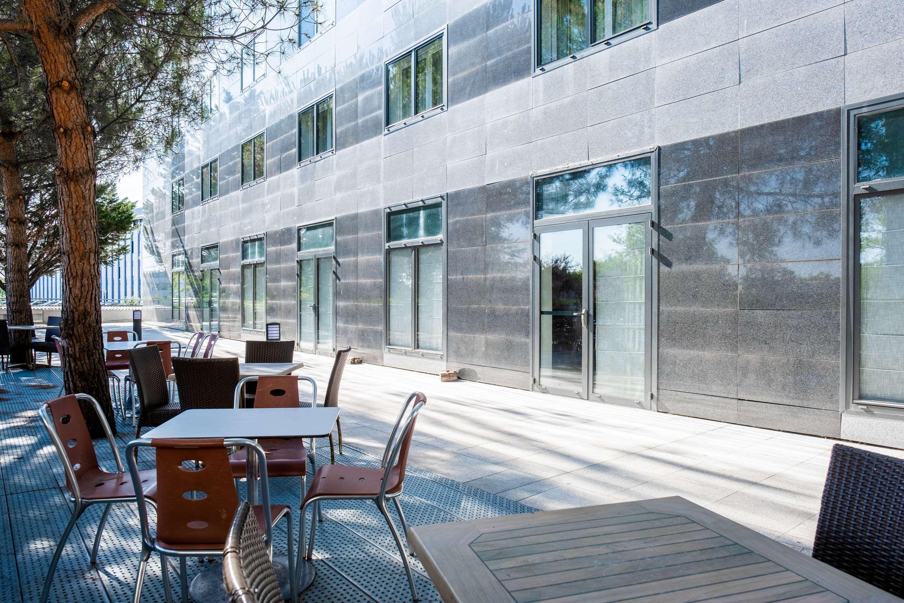 Le M & Spa Bordeaux Aeroport By Hotels & Preference Merignac  Exterior photo